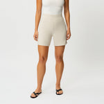 Light Ponte Shorts - Ninepine