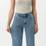 Relaxed ComfortDenim™ Jeans - Ninepine
