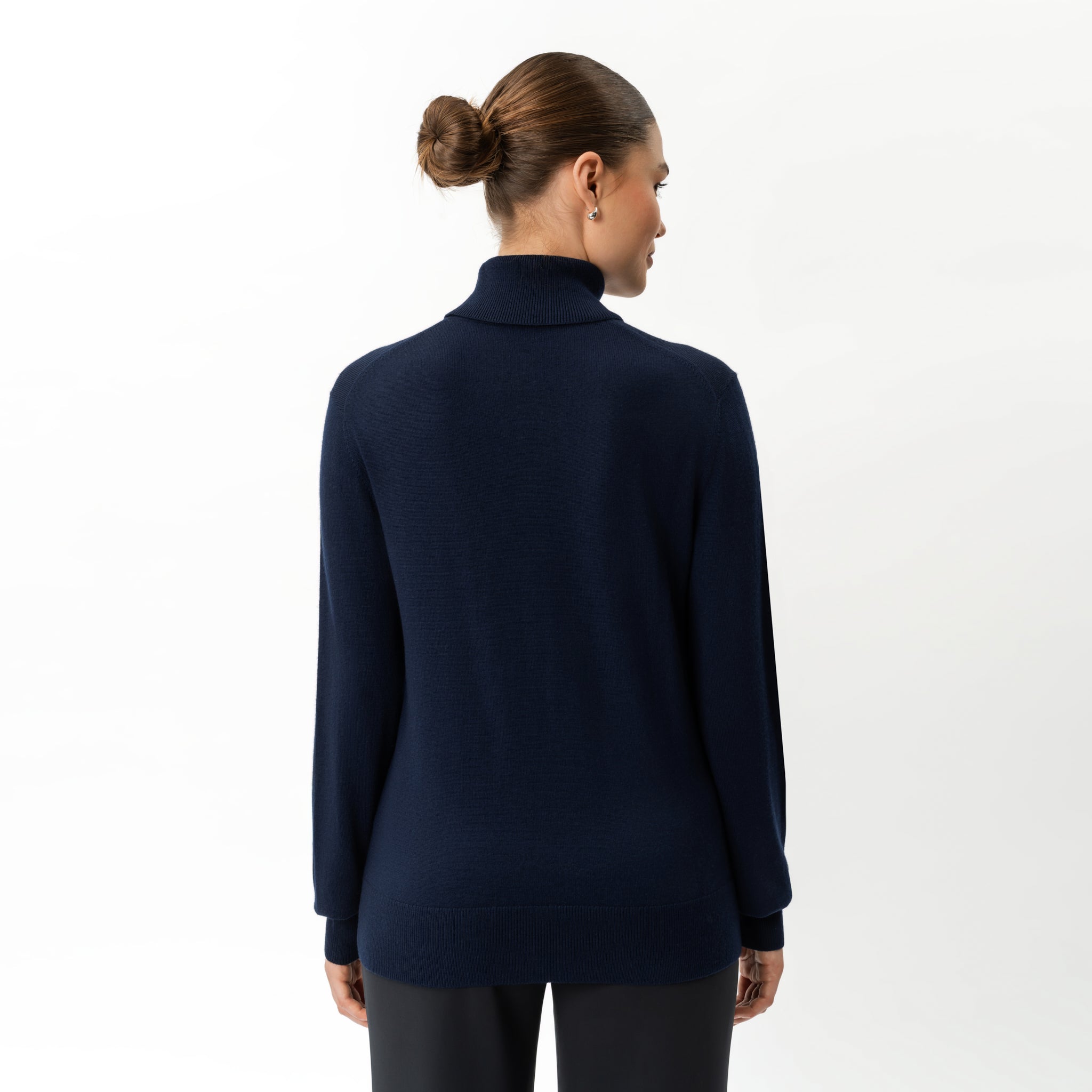 Merino Wool Relaxed Turtleneck - Ninepine