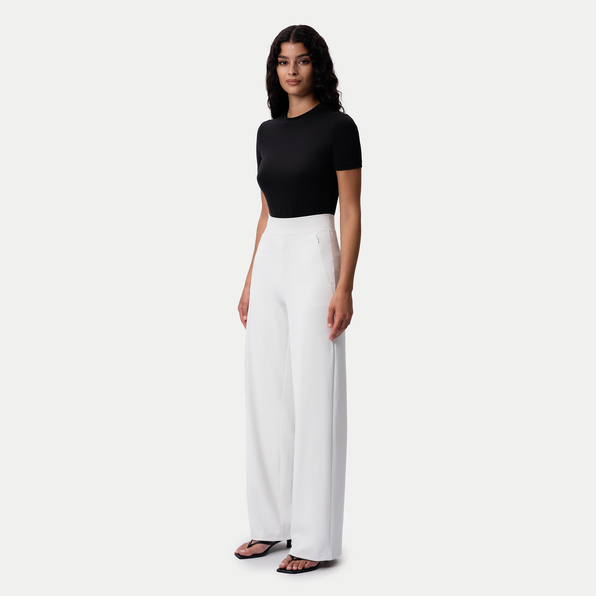Height: 172 cm | Length: 32" | Size: XS / Height: 5'8" | Length: 32" | Size: XS