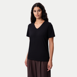 Fitted V-neck Pima T-shirt
