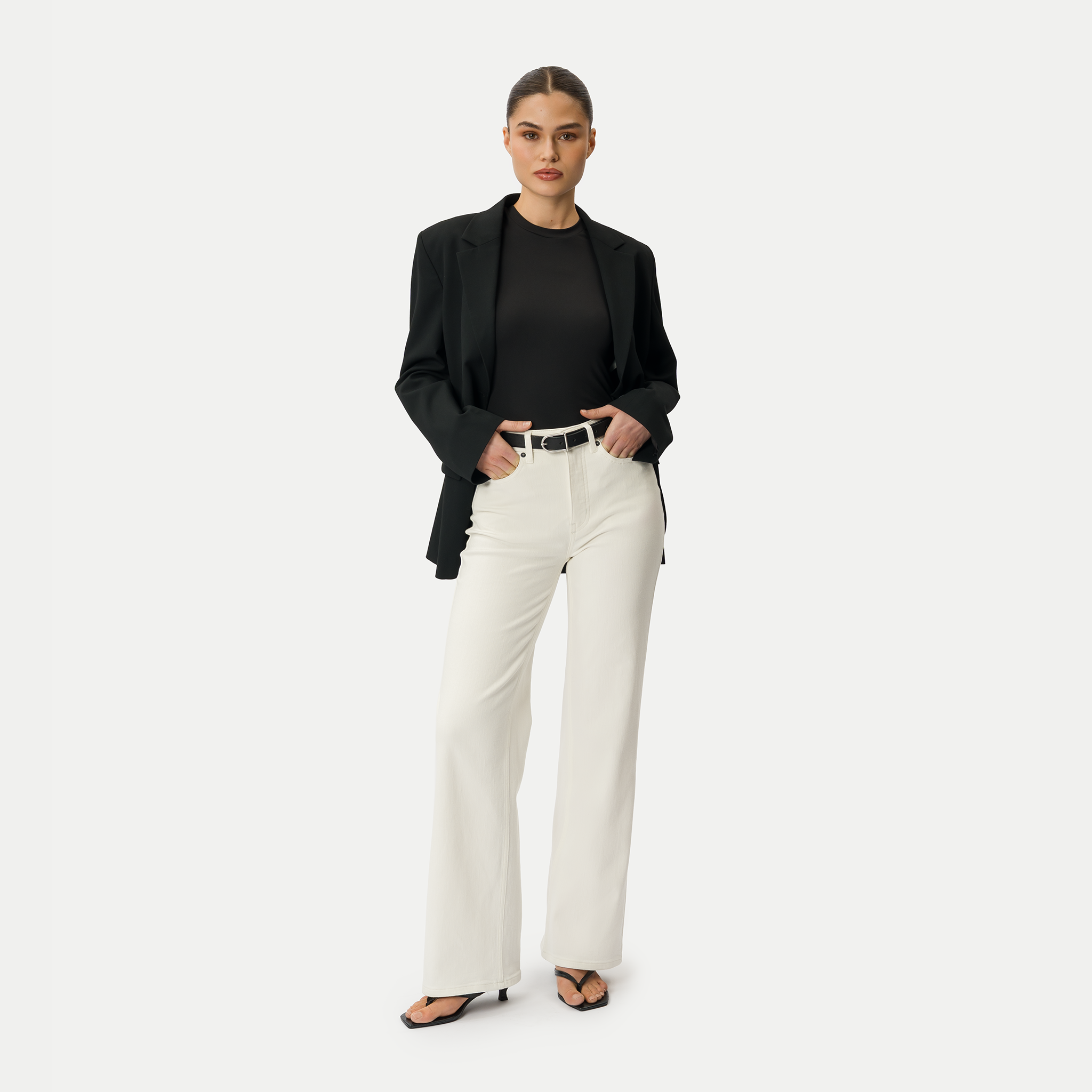 Relaxed ComfortDenim™ Jeans - Ninepine